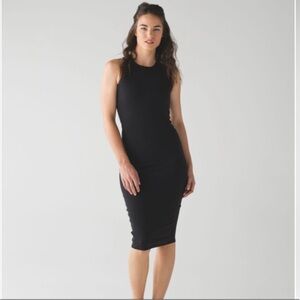 Lululemon Picnic Play Midi Dress black small